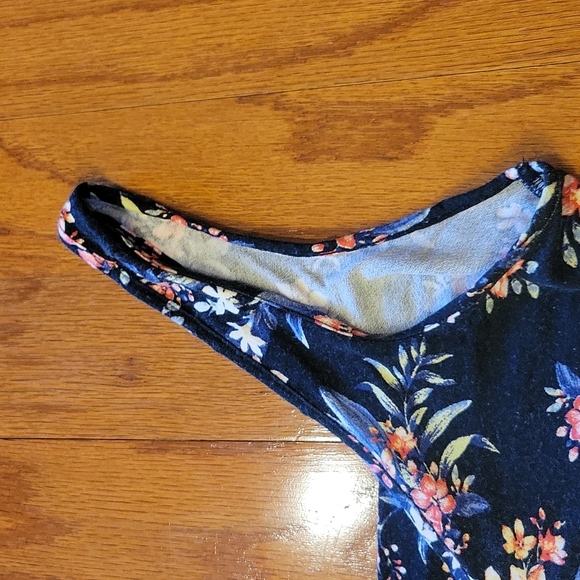 American Eagle tank Size Small - Picture 3 of 8